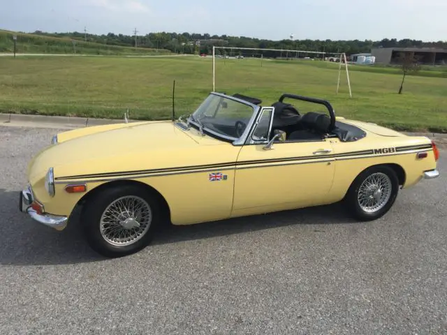 1970 mgb, rust free, clean, well cared for, needs a new home