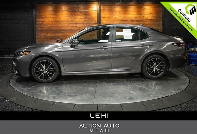 2023 toyota camry se
