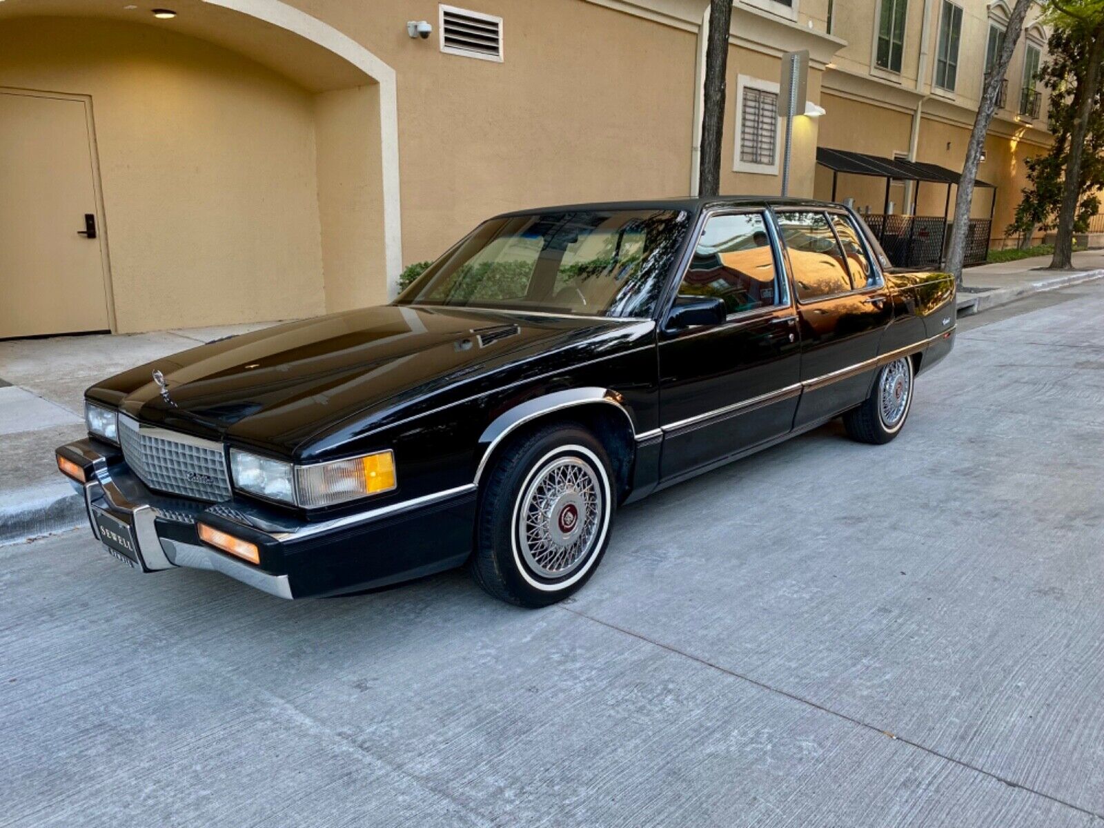 1990 cadillac fleetwood
