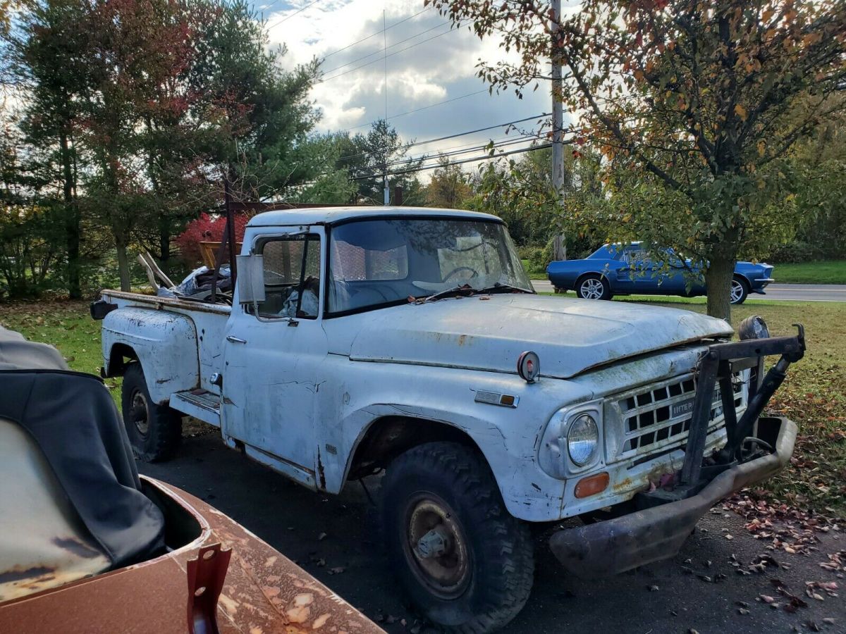 1968 international harvester step side pickup