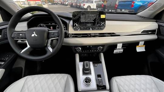 2024 Mitsubishi Outlander