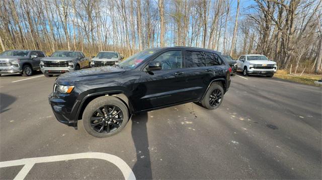 2019 jeep grand cherokee altitude