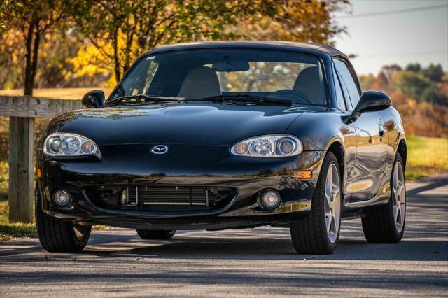 2001 mazda mx-5 miata special edition