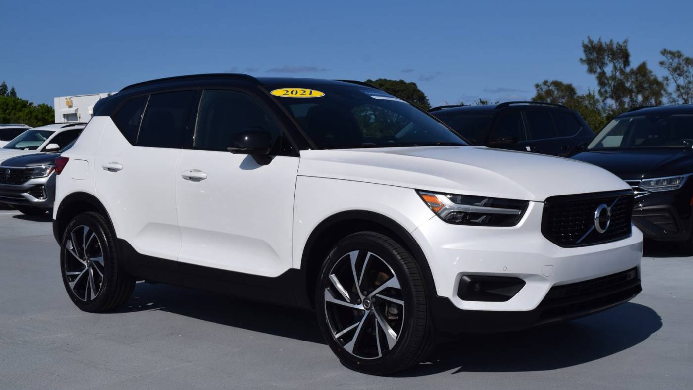 2021 volvo xc40 t5 r-design