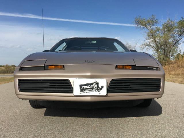 1984 pontiac firebird one lady owner 305 v8 auto rust free