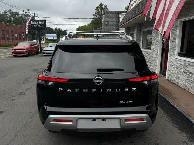 2022 nissan pathfinder sl 4wd