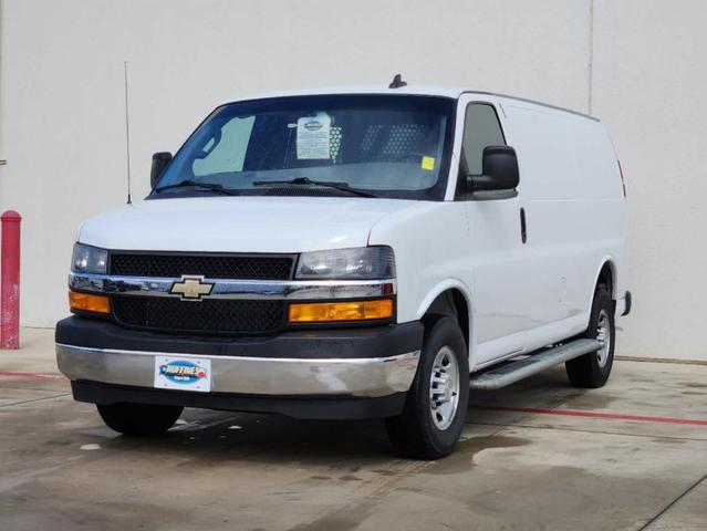 2022 chevrolet express 2500 work van