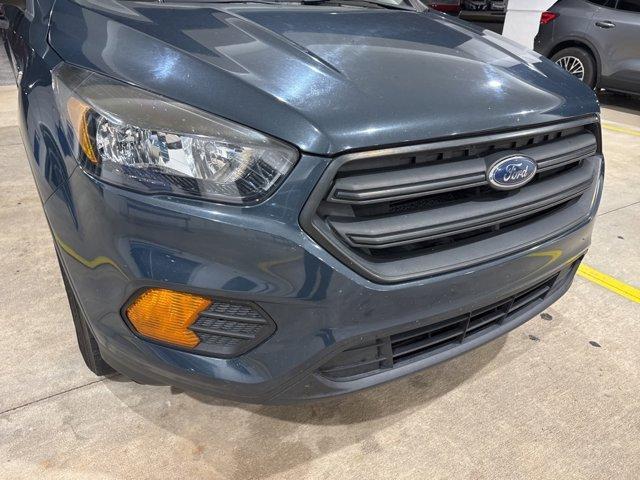 2019 ford escape s