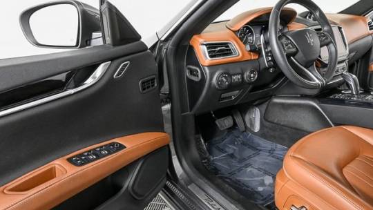 2022 maserati ghibli modena
