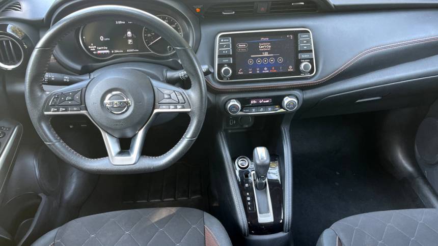 2020 nissan kicks sr