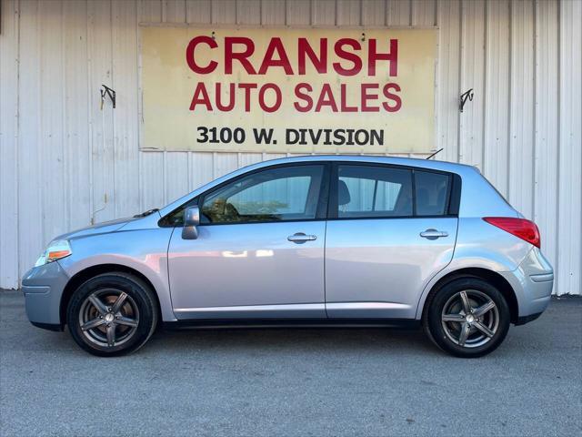 2011 nissan versa 1.8 s