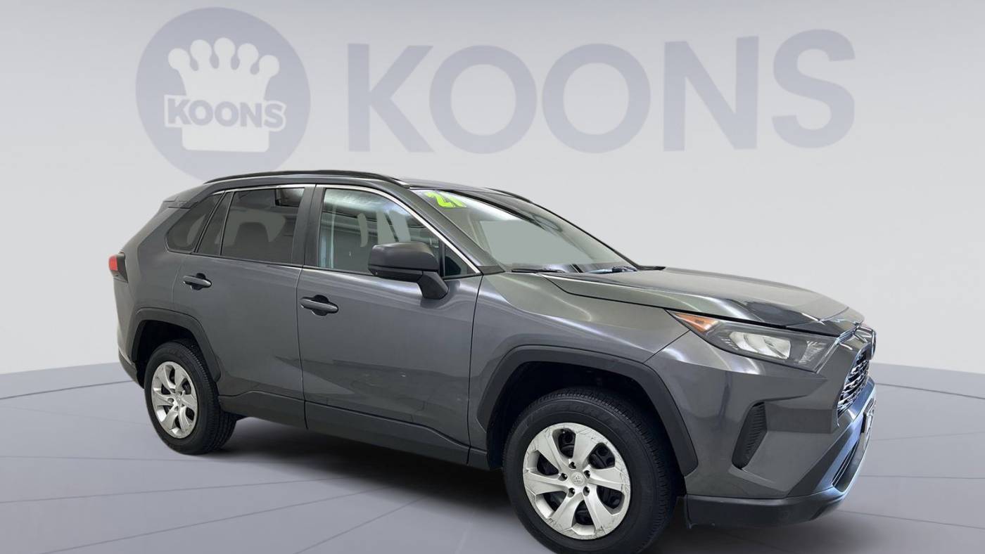 2021 toyota rav4 le