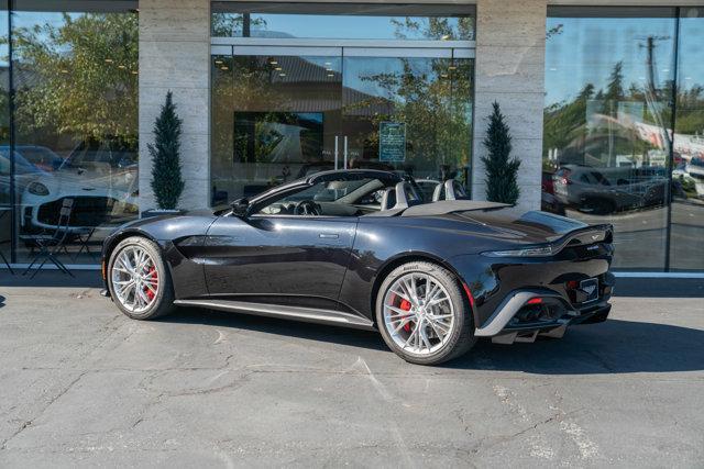 2021 aston martin vantage base