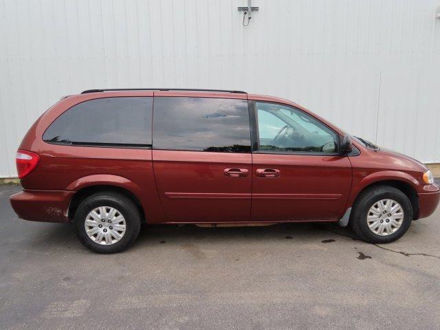 used 2007 chrysler town & country lx laconia, nh 03246 for sale in laconia, new hampshire