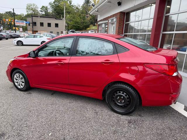2016 hyundai accent se