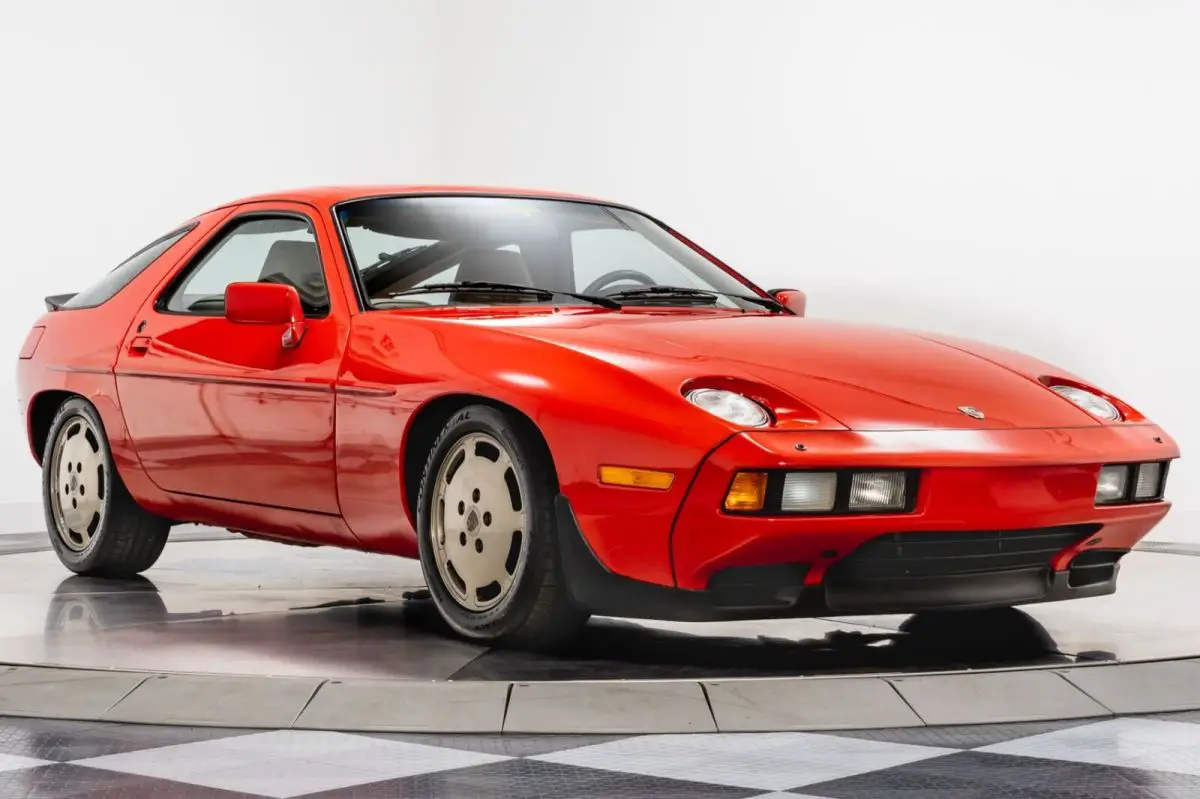 1983 porsche 928 s 2d hatchback 4.7l sohc v8 5-speed manual