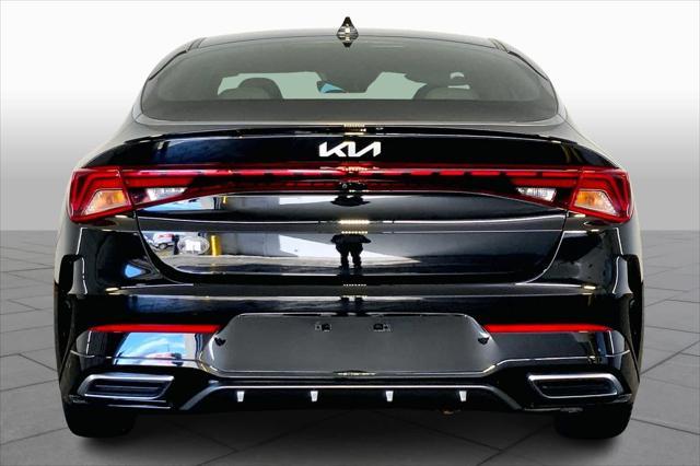 2022 kia k5 gt-line