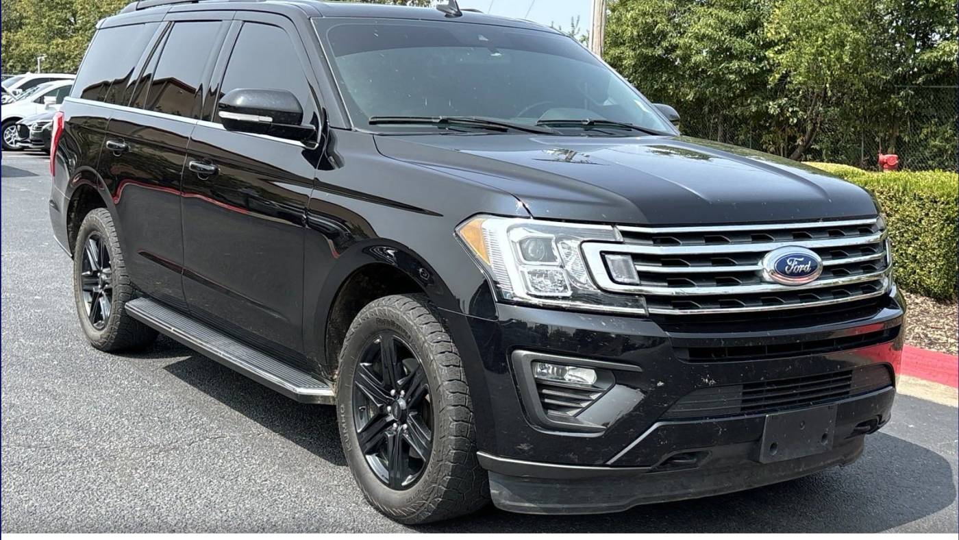 2021 ford expedition xlt
