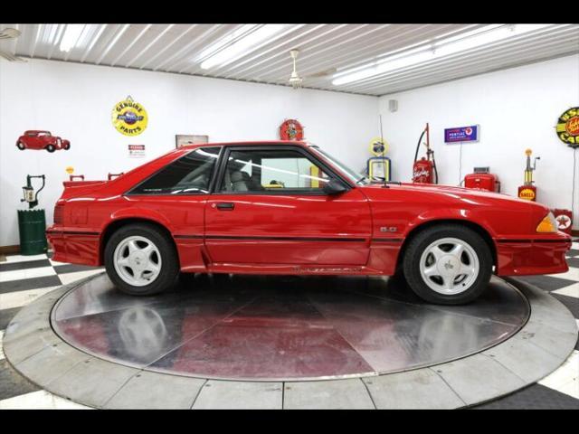 1990 ford mustang gt