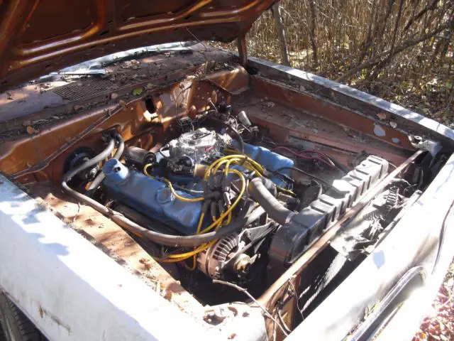 1969 plymouth barracuda convertible 440,runs needs to be fixed up,not rusty