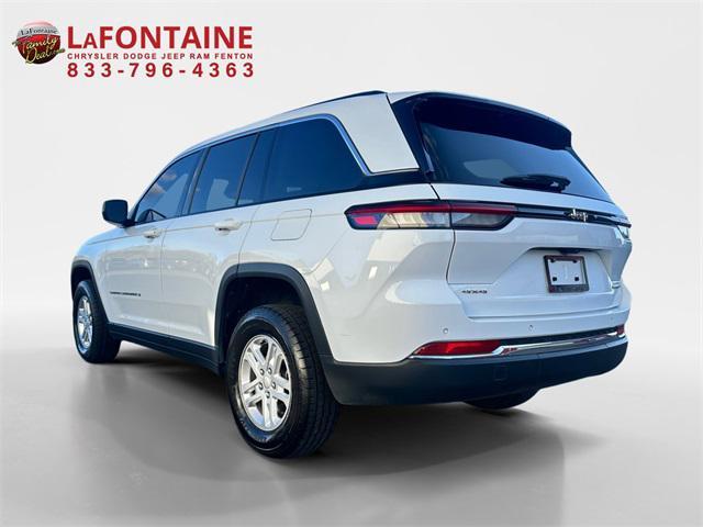 2022 jeep grand cherokee laredo