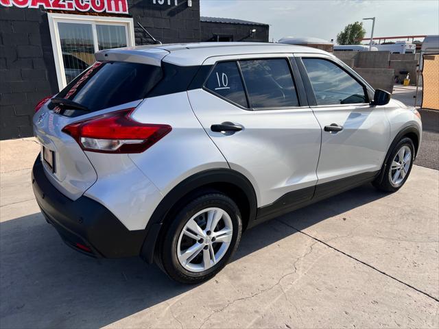 2020 nissan kicks s