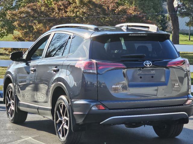 2017 toyota rav4 se