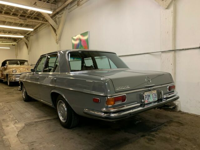 1970 mercedes benz 280se sedan same owner last 31 years records from new