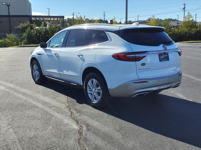 2021 buick enclave essence