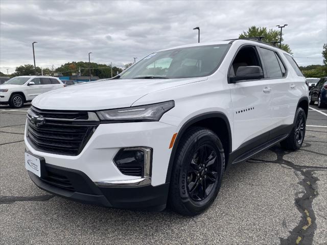 2022 chevrolet traverse ls