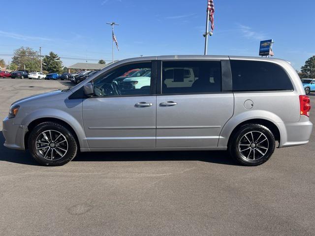 2017 dodge grand caravan se