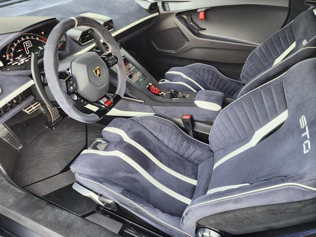 2022 lamborghini huracan sto coupe