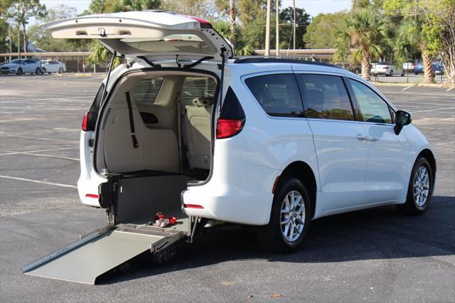 2021 chrysler voyager lxi
