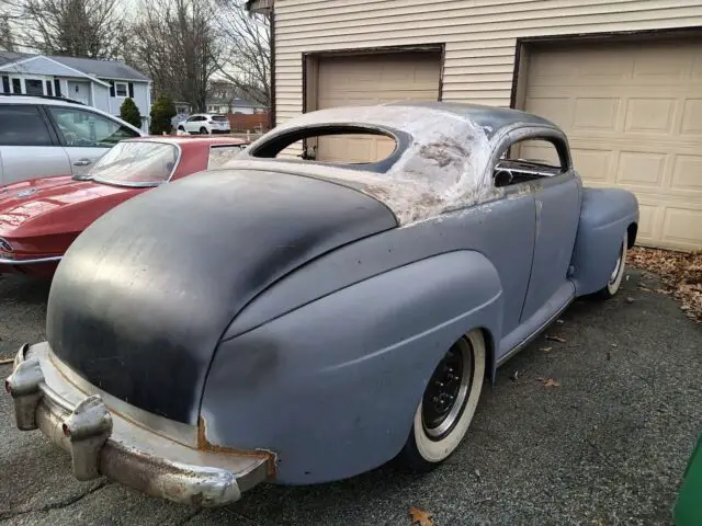 1947 ford deluxe coupe grey rwd automatic