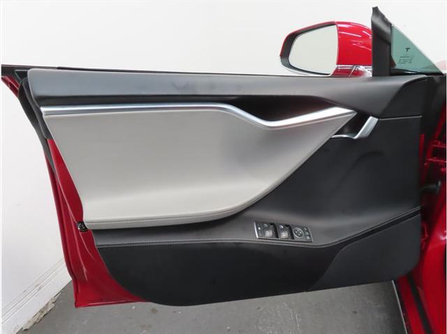 2015 tesla model s 85d