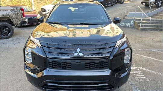2025 Mitsubishi Outlander
