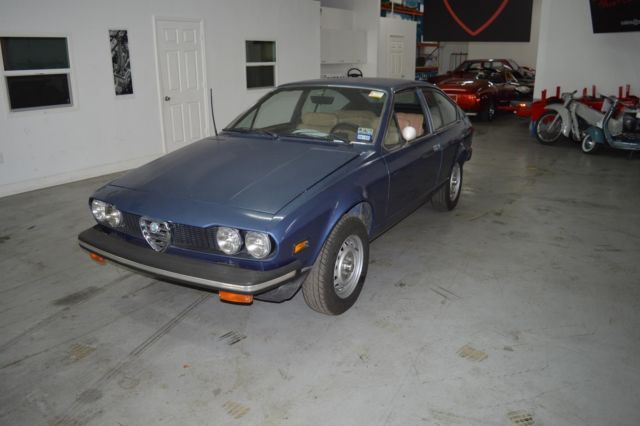 1975 alfa romeo alfetta gt dark blue great deal!