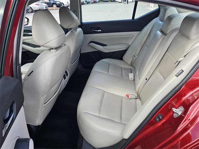 2019 nissan altima 2.0 edition one