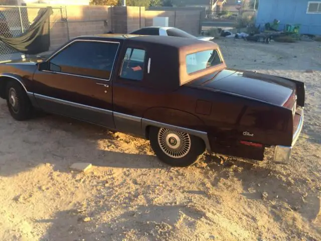 rare 1990 cadillac fleetwood coupe. 56,323 mlies