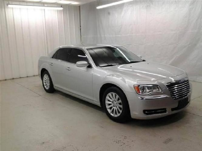 2012 chrysler 300 4dr sdn v6 rwd in burleson, tx