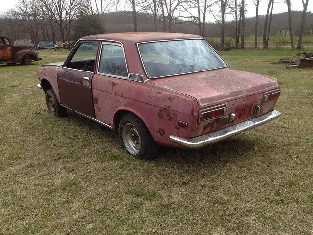 1972 datsun 510 2 door