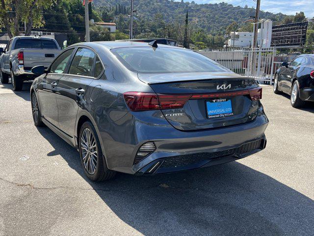 2023 kia forte gt-line