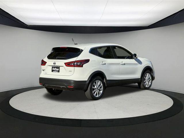 2021 nissan rogue sport s