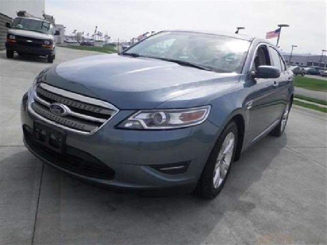 2010 ford taurus in greenwood, in
