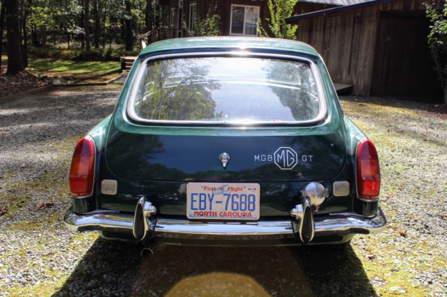 1969 mgb gt - coupe - no rust - new interior - overdrive unit - ready to drive