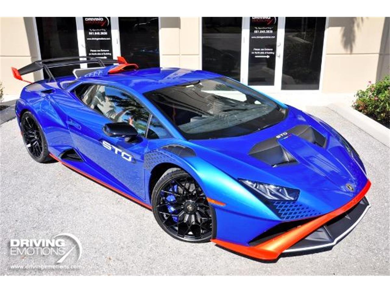 2022 lamborghini huracan