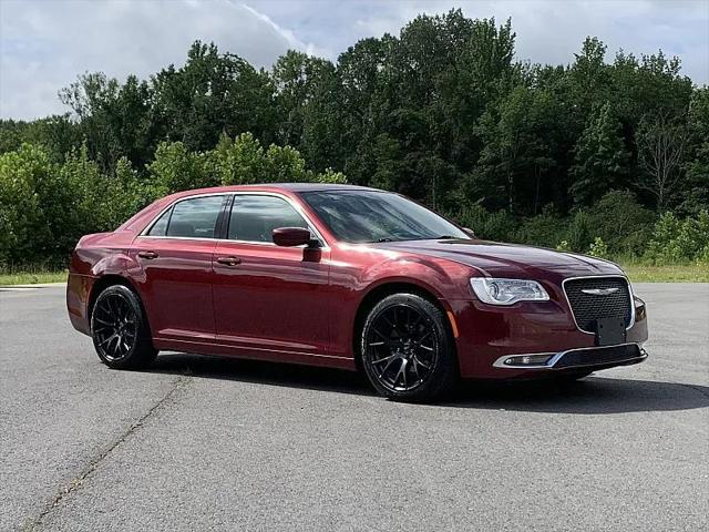 2018 chrysler 300 touring