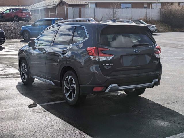 2022 subaru forester touring