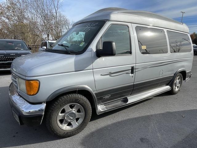 2004 ford e150 cargo