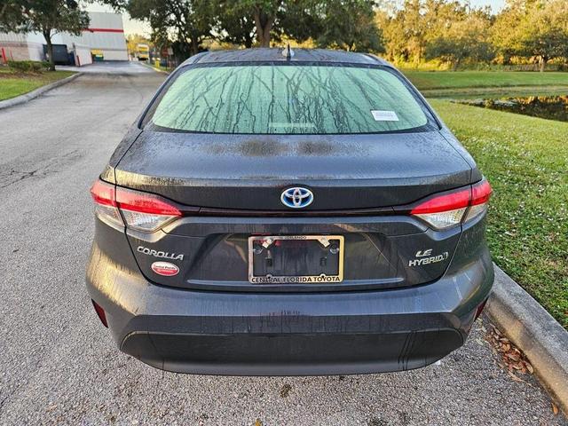2024 toyota corolla hybrid le